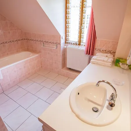 Et Table D'hotes - Domaine De Bardenat Bed and breakfast Marquay