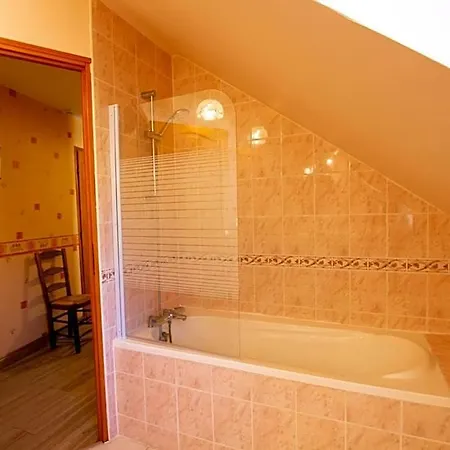 Bed and breakfast Et Table D'hotes - Domaine De Bardenat 3*